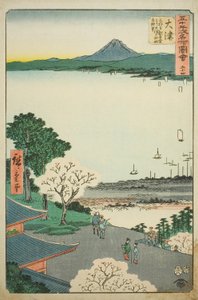 大津：大津：从三井寺观音堂远眺大津和湖泊（大津，Miidera Kannondo yori Otsu no machi kosui chobo），第 54 号，选自 "五十三站名胜（Gojusan tsugi meisho zue）"系列。五十三站名胜图 "系列中的第 54 号，又称 "垂直图"。 作者 歌川宏重