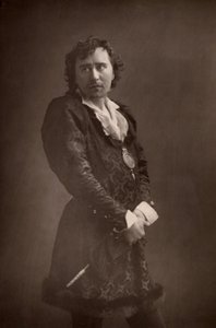 赫伯特·比尔博姆·特里（Herbert Beerbohm Tree，1853-1917）英国演员兼经纪人。 英国皇家戏剧艺术学院（RADA）的创始人。 （伍德伯里型）