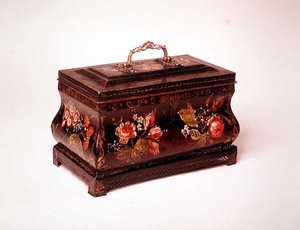 庞蒂普尔茶叶盒，18世纪末（带鎏金铜柄的锡器）。