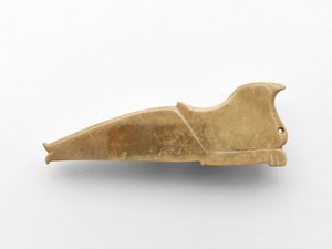 鸟形吊坠，约公元前1050-前950年（玉器 作者 西周中文学校