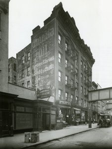 1807-1813 Park Avenue，124-125th Streets，1915 作者 威廉·戴维斯·哈斯勒