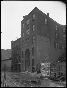 纽约市唐宁街63号，1916年2月18日 作者 威廉·戴维斯·哈斯勒