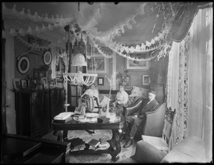 1917年1月4日圣诞节装饰的William Mill Butler先生和夫人的住所内部 作者 威廉·戴维斯·哈斯勒