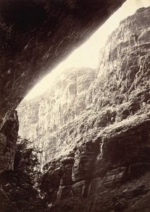 卡纳布冲的峡谷，向南看，1872年。
