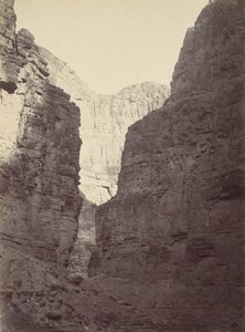 石灰岩墙，卡纳布洗，科罗拉多河，1872年。