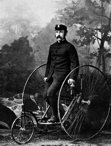 诺特曼大约在1890年制作的加拿大因子的三弦琴。 作者 威廉·诺特曼