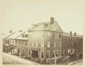 1862年8月，弗吉尼亚州亚历山大市的马歇尔大厦。 作者 威廉·R·皮威尔