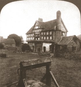 英国斯托克赛城堡，古堡，1900年。 作者 作品和太阳雕塑工作室