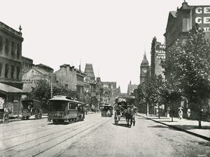 柯林斯街（Collins Street），从澳大利亚墨尔本罗素街（Russell Street）向西看，1895年。 作者 约克和儿子
