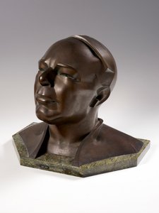 莱斯利-霍尔-贝利沙阁下，约 1937-39 年（大理石底座上的青铜器） 作者 泽夫·本·兹维