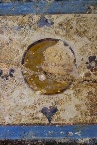 壁画碎片，Salus Augusta Temple-Cryptoporticus，古罗马城市Urbs Salvia，Urbisaglia，Marche，意大利（照片）。 作者 塞维里尼