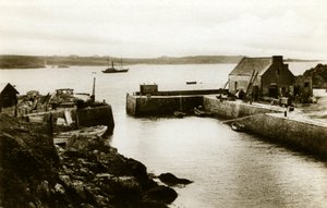 韦桑岛：涨潮时的兰帕尔港，约1900-1920年（照片）。 作者 . .