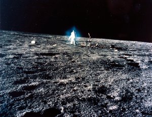 载人航天飞行, 美国, 阿波罗12号 阿波罗12号宇航员登月 作者 费迪南德·乔治·沃尔德米勒