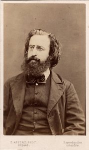 巴黎公社（1871年）：公社成员Theophile Ferre（1846-1871）的画像。摄影 Appert.Dim.10,5X6,3厘米 作者 弗雷德里克（致）巴纳德