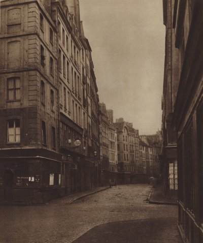 rue de la Ferronnerie，取自rue de la Reynie，街道的起点仍然保留（黑白照片） 作者 （之后）法国摄影师