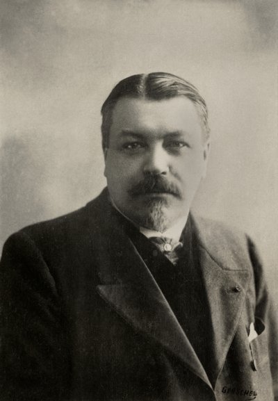 作家保罗-尤金-莱昂-吉尼斯蒂肖像（照片） 作者 亚伦·格歇尔（Aaron Gerschel）