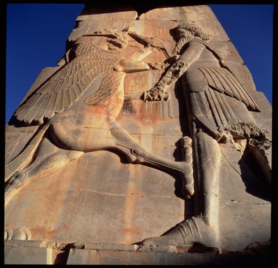 理想化的英雄王，被推定为Xerxes（公元前1950  -  465年），刺伤怪物，详细信息来自Xerxes&39;Throne Hall，公元前480年（见179110） 作者 阿契美尼德