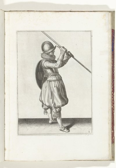 盾与矛的练习：双手斜握长矛、背负盾牌的士兵（第 2 号），1618 年
De Nassausche Wapen-Handelinge, van Schilt, Spies, Rappier ende Targe : beyde figuerlick afgebebeelt, ende gestelt na de neuwe ordening [va 作者 无名氏