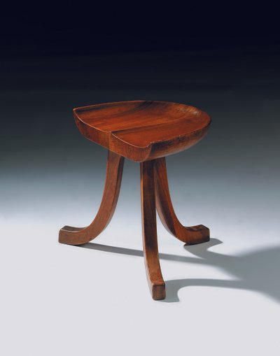 三足凳，c.1903年（樱桃木） 作者 阿道夫·卢斯（Adolf Loos）