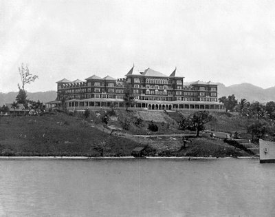 Titchfield酒店，牙买加安东尼奥港，约建于1905年。 作者 阿道夫·杜珀利和儿子