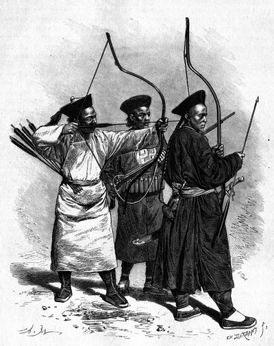 19世纪70年代，三位身着传统服装的中国弓箭手的肖像。根据玛丽的画作进行的雕刻，出自汤姆森的照片，载于 "Le Tour du Monde, Nouveau journal des Voyages"，由Edouard Charton编著，巴黎 作者 艾德里安·伊曼纽尔·玛丽