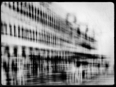 Airport,2019,(photography) 作者 亚历克斯·卡明克
