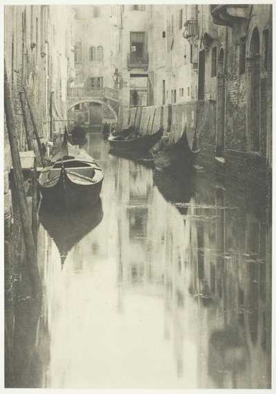 威尼斯运河》，1894年，1897年印刷。 作者 阿尔弗雷德·斯蒂格利茨