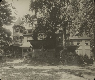Oaklawn House，（东区） 作者 阿尔弗雷德·斯蒂格利茨
