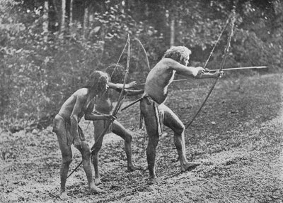 Veddahs or Wild Men，c1890，1910年 作者 阿尔弗雷德·威廉·阿曼杜斯板