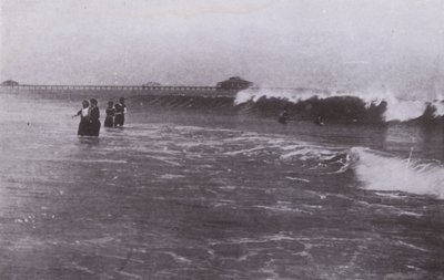Old Orchard Beach, Maine: The surf (b/w photo) 作者 美国摄影师（后）