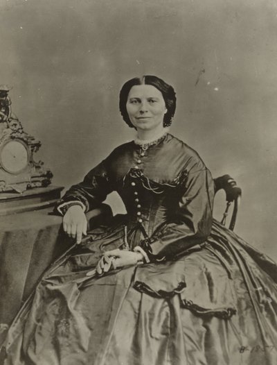 Clara Barton, c.1865 (b/w photo) 作者 美国摄影师
