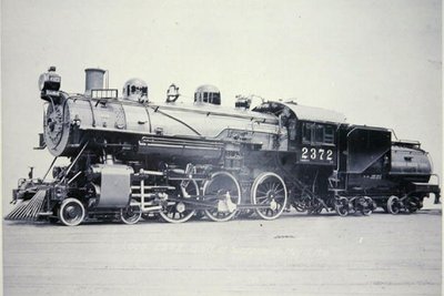 南太平洋铁路公司的2372级T-32发动机（黑白照片） 作者 美国摄影师