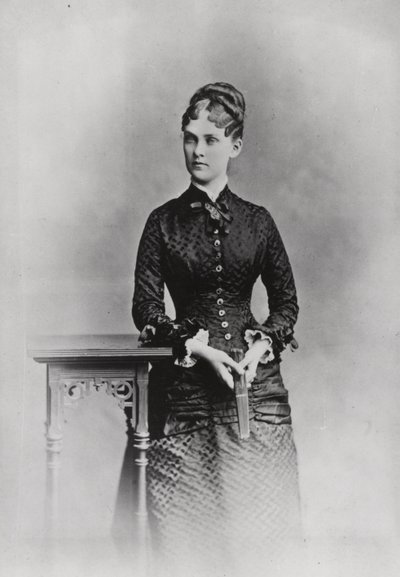 西奥多-罗斯福夫人，约1882年（黑白照片）。 作者 American Photographer
