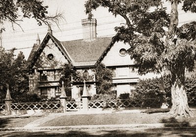 皮克林之家，马萨诸塞州塞勒姆，1915年（棕褐色调凹版印刷） 作者 美国学校
