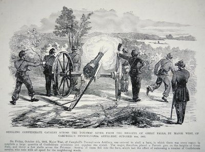 从大瀑布的高处向波托马克河对岸的南军骑兵进行炮击......"，1861年10月4日（石印）。 作者 美国学校