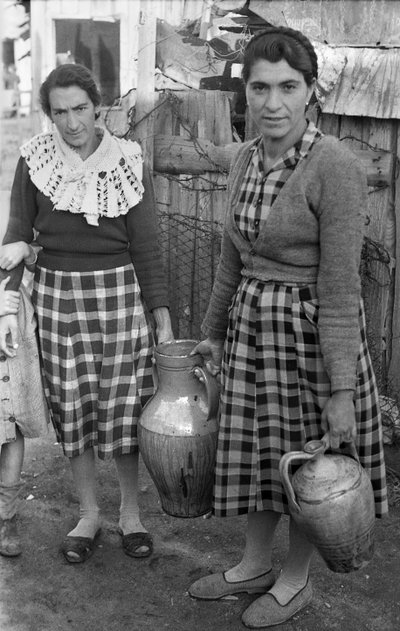 克罗托内 - 工人村的房屋停水 作者 