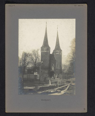 代尔夫特的 Oostpoort 景观
Oostpoort（物体上的标题） 作者 无名氏