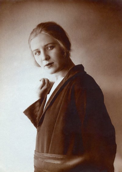 Izabella Danilovna Yurieva (1899-2000), Anonymous 作者 匿名匿名
