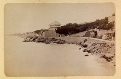 马赛市及其周边地区，大约在1885-1890年。La route de la Corniche, 私人收藏 作者 匿名匿名
