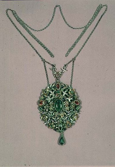 链坠和链条，20世纪末20世纪初（银色） 作者 亚瑟和加斯金加斯金