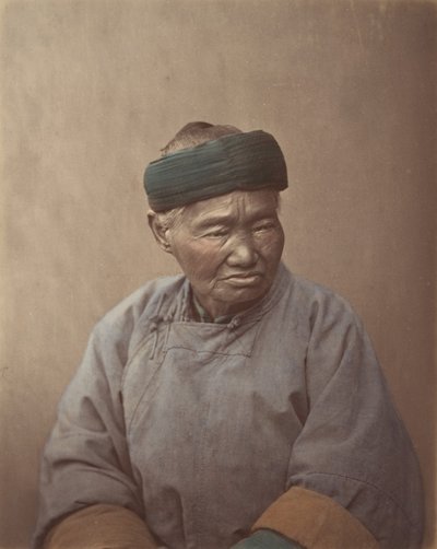 [一个中国老妇人的肖像]，1870年代。 作者 雷蒙德·冯·斯蒂夫男爵