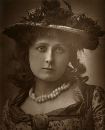 英国女演员海伦·福赛斯（Helen Forsyth），1886年在索菲亚 作者 巴罗德