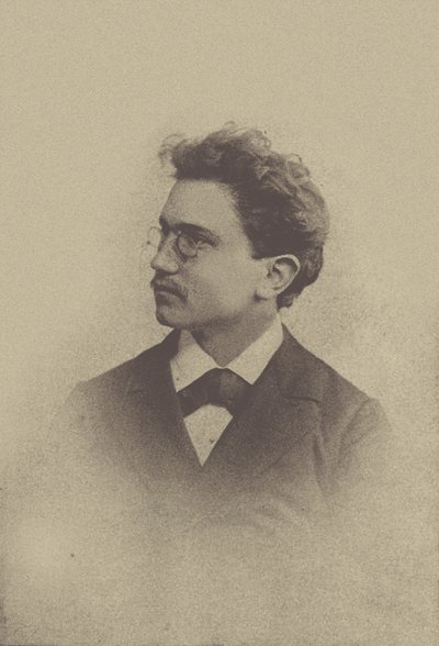 作曲家汉斯-胡贝尔的肖像 1852-1921年，1898年。 作者 巴塞尔。摄影工作室 Taescher and Signer