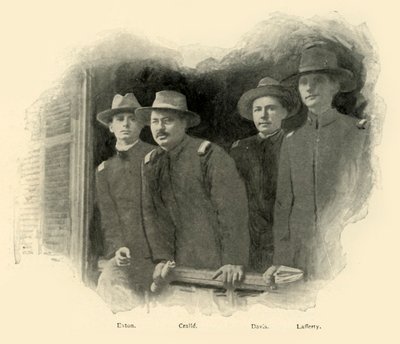 1898年6月，1899年6月，美西战争期间98的毕业生。 作者 伯尔·麦金托什