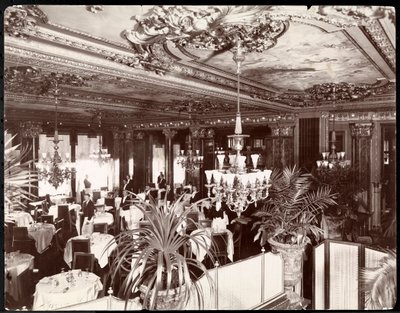 Hotel Savoy酒店的餐厅，c.1895-96（银色明胶印刷） 作者 拜伦公司