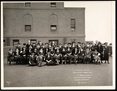 1921年3月21日，纽约Mount Vernon的Westchester女子俱乐部经济区，酒店Commodore（银色明胶印刷） 作者 拜伦公司