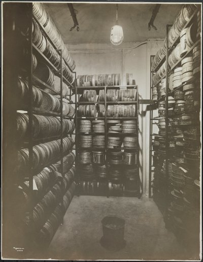 Mutual Film Co.，1600 Broadway，New York，1918 作者 Byron Company