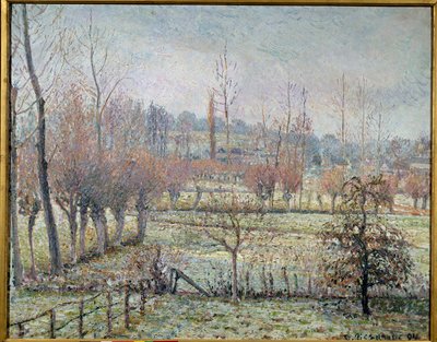 Eragny 的白霜、早晨或雪效果。 卡米尔·毕沙罗 (Camille Pissarro) 的绘画 (1830-1903) 作者 卡米尔·雅各布·毕沙罗