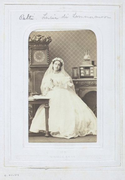 阿德利娜-帕蒂，1860-69。 作者 卡米尔·西尔维（Camille Silvy）