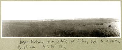1917年10月20日，ANZAC分部在袭击Beersheba之前专注于Asluj 作者 上尉亚瑟·罗兹（Arthur Rhodes）